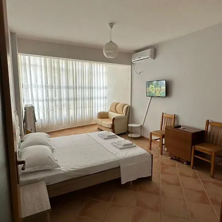Greg Apartment's * Golem (Tirana)